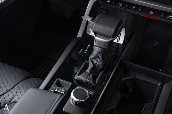 TOYOTA SEQUOIA PLATINUM EDITION - Image 15