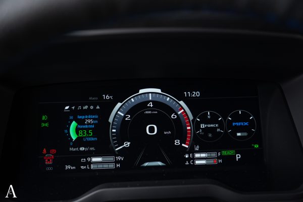 TOYOTA SEQUOIA PLATINUM EDITION - Image 18