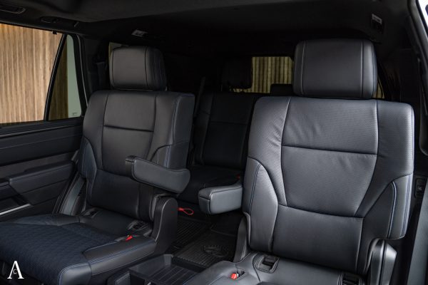 TOYOTA SEQUOIA PLATINUM EDITION - Image 21