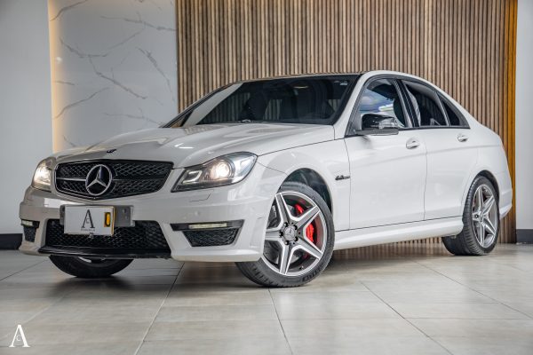 MERCEDES AMG C63 B2+