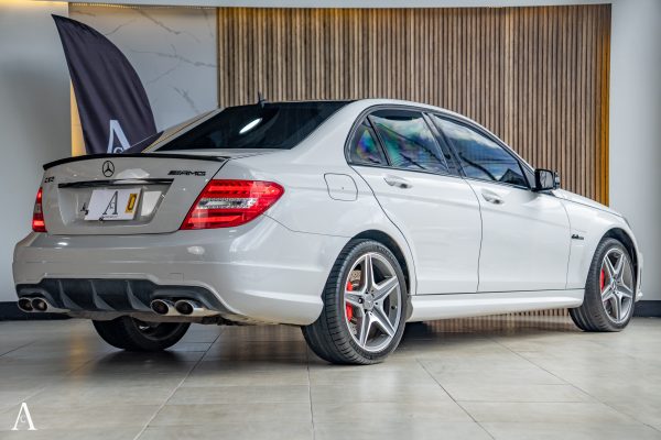 MERCEDES AMG C63 B2+ - Image 4