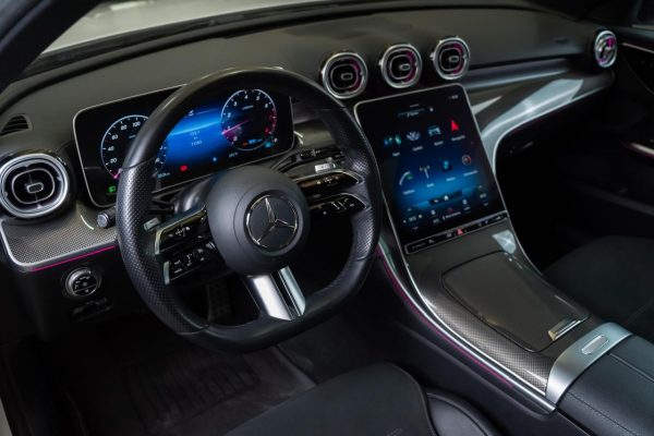 MERCEDES BENZ C300 - Image 8