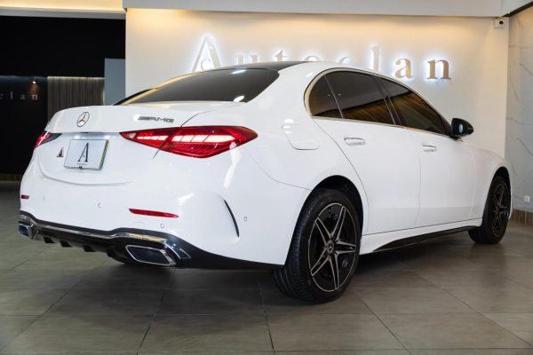 MERCEDES BENZ C300 - Image 4