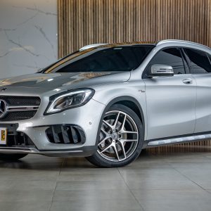 MERCEDES AMG GLA45