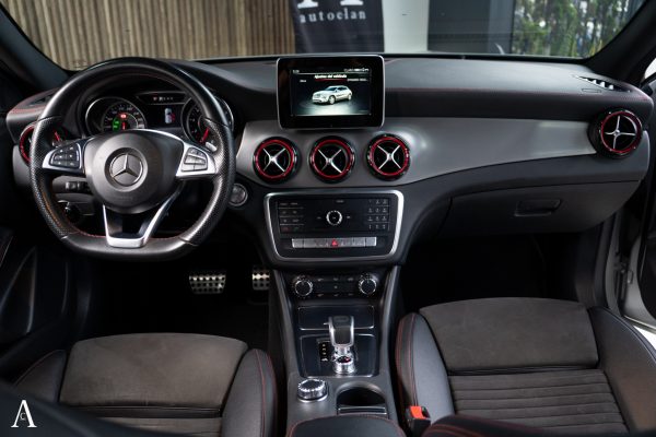 MERCEDES AMG GLA45 - Image 15
