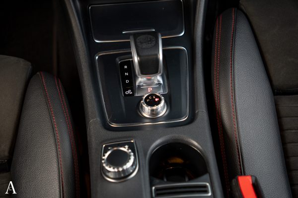 MERCEDES AMG GLA45 - Image 19