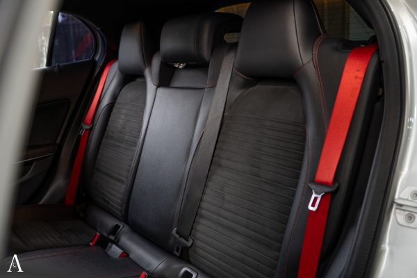 MERCEDES AMG GLA45 - Image 17
