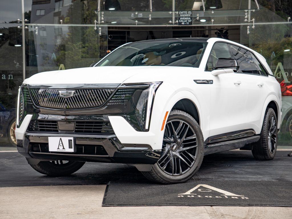 CADILLAC ESCALADE IQ 2025