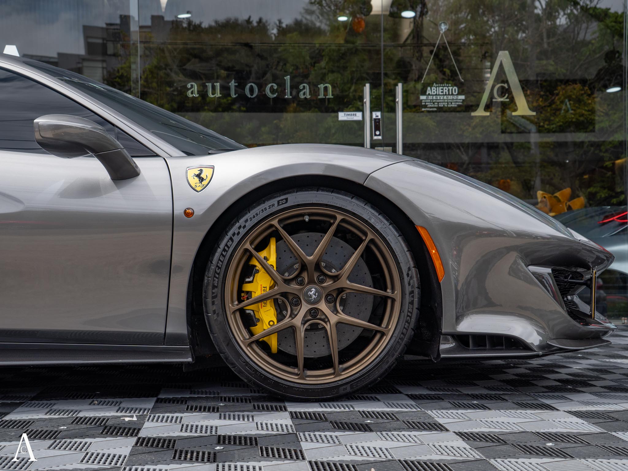 FERRARI 488 PISTA - Image 11