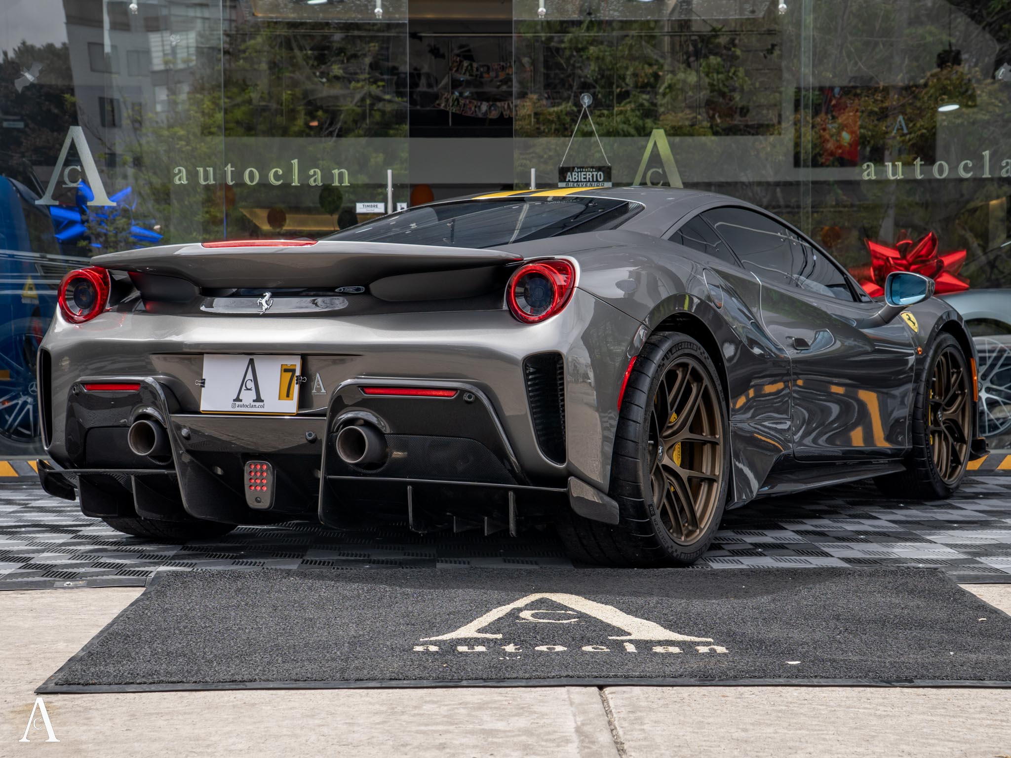 FERRARI 488 PISTA - Image 5