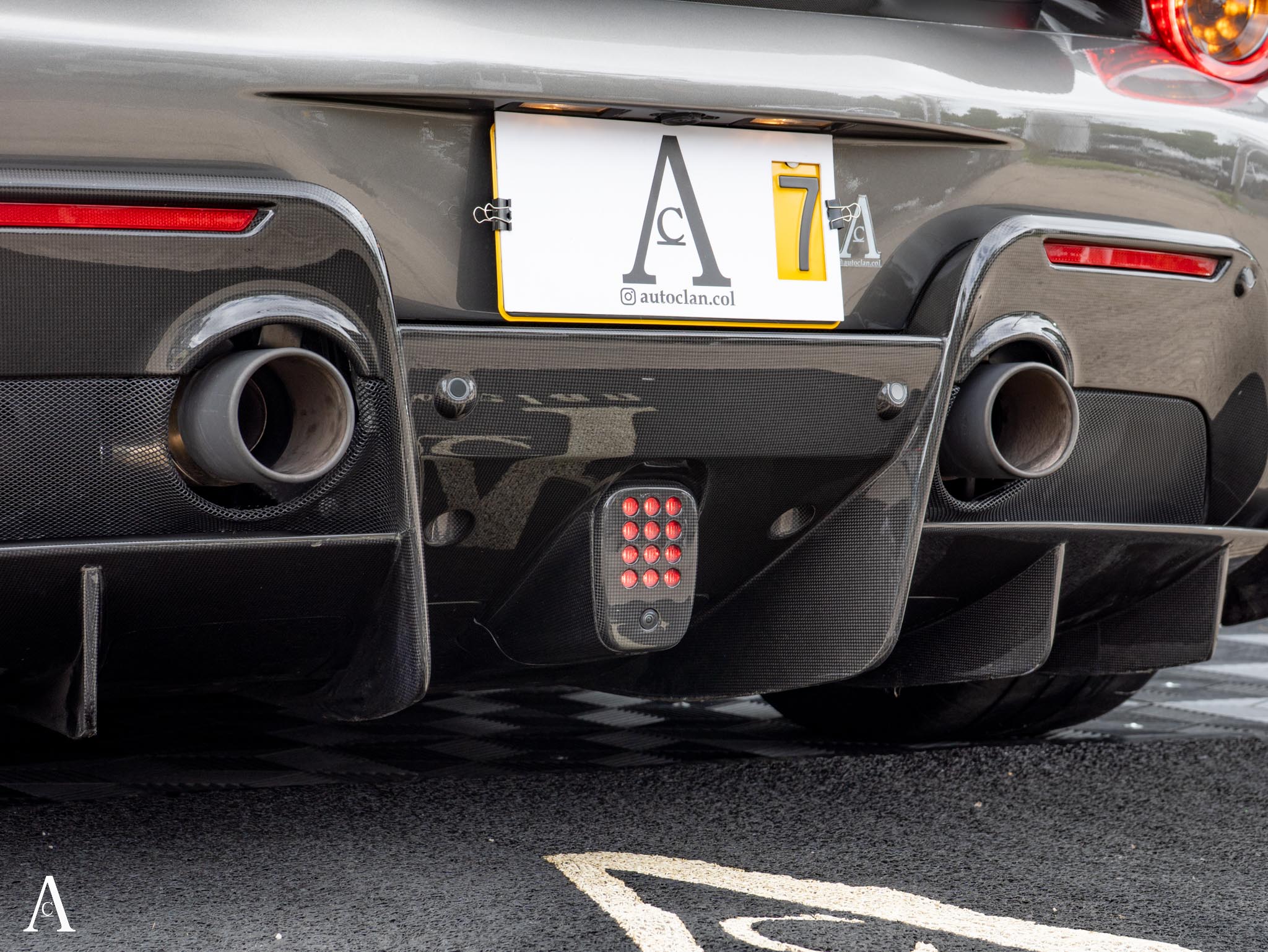 FERRARI 488 PISTA - Image 12