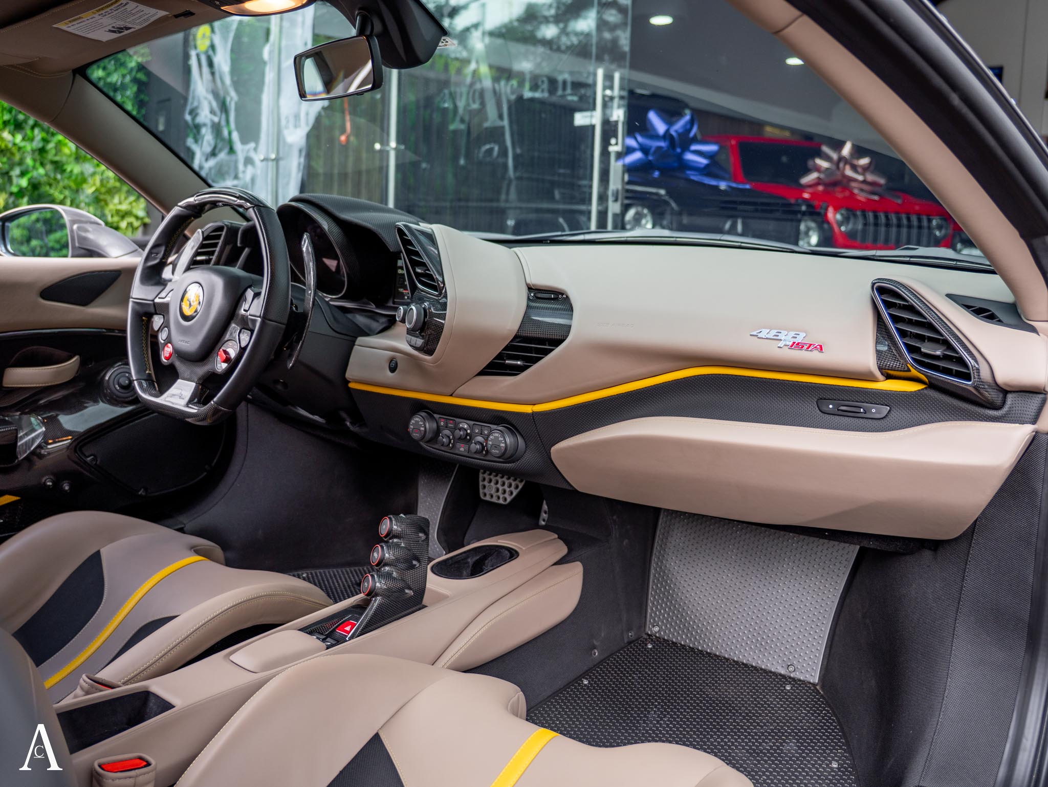 FERRARI 488 PISTA - Image 21