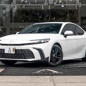 TOYOTA CAMRY HEV AWD SE