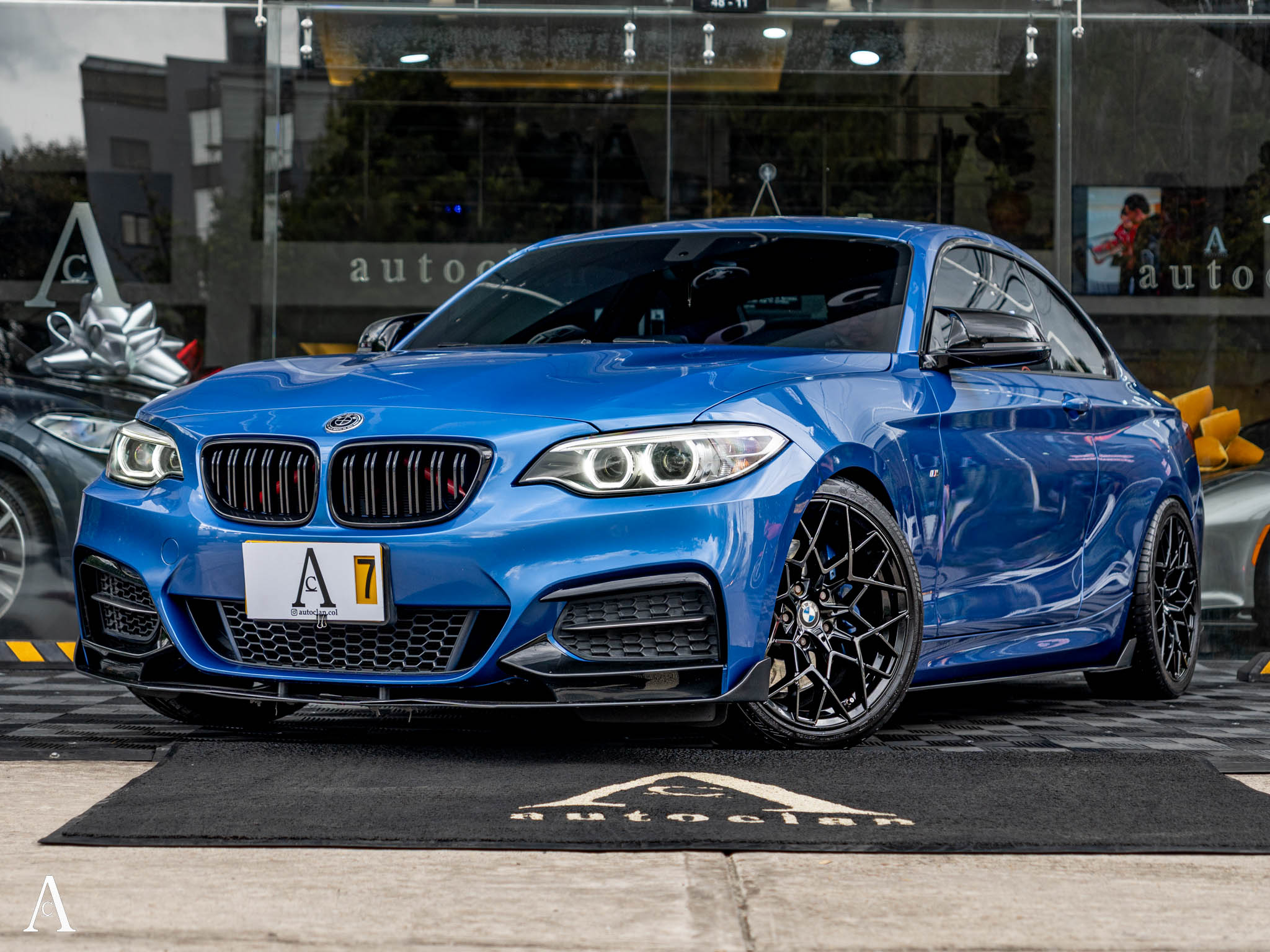BMW M240I