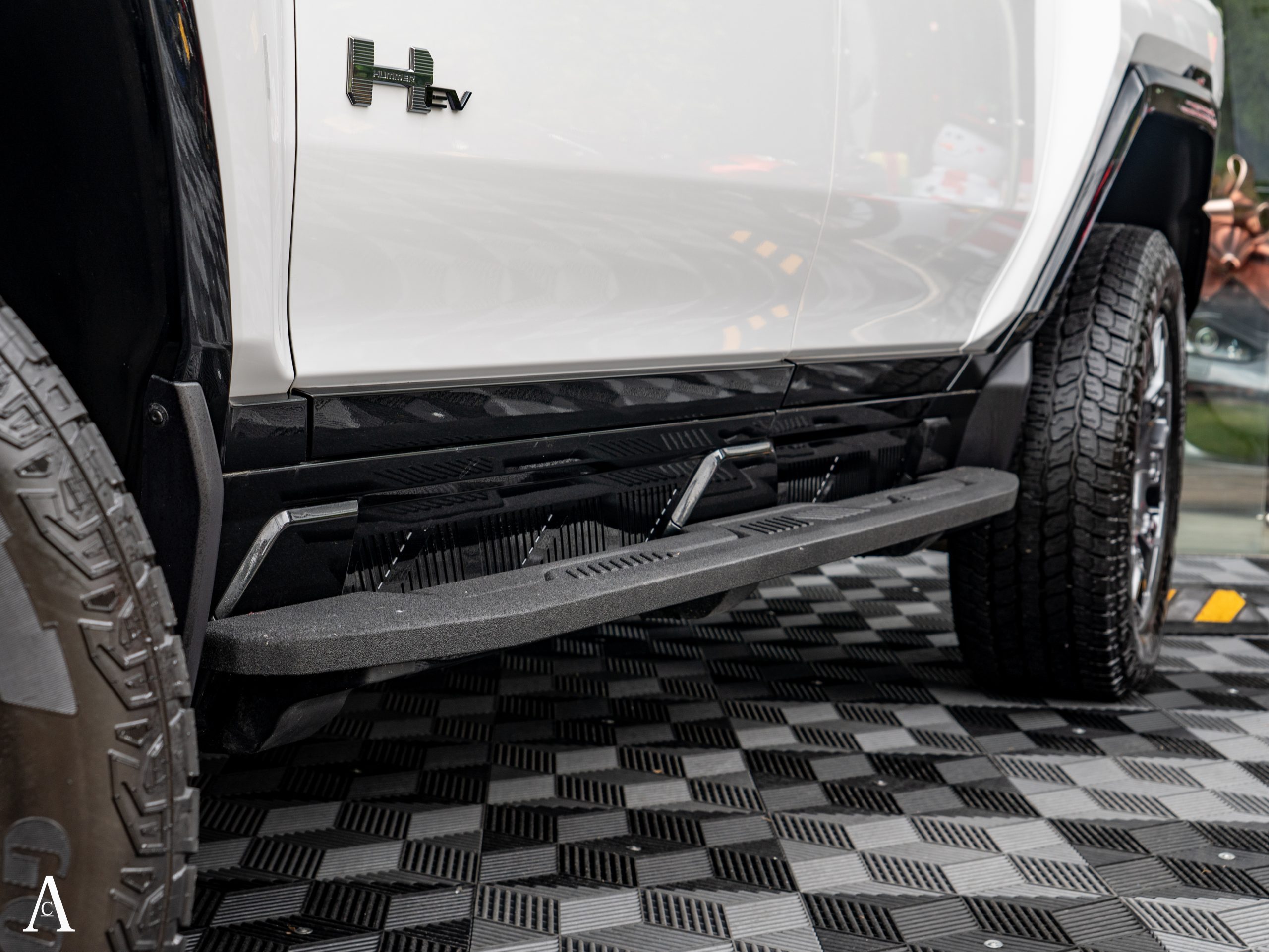 HUMMER EV 3X - Image 4