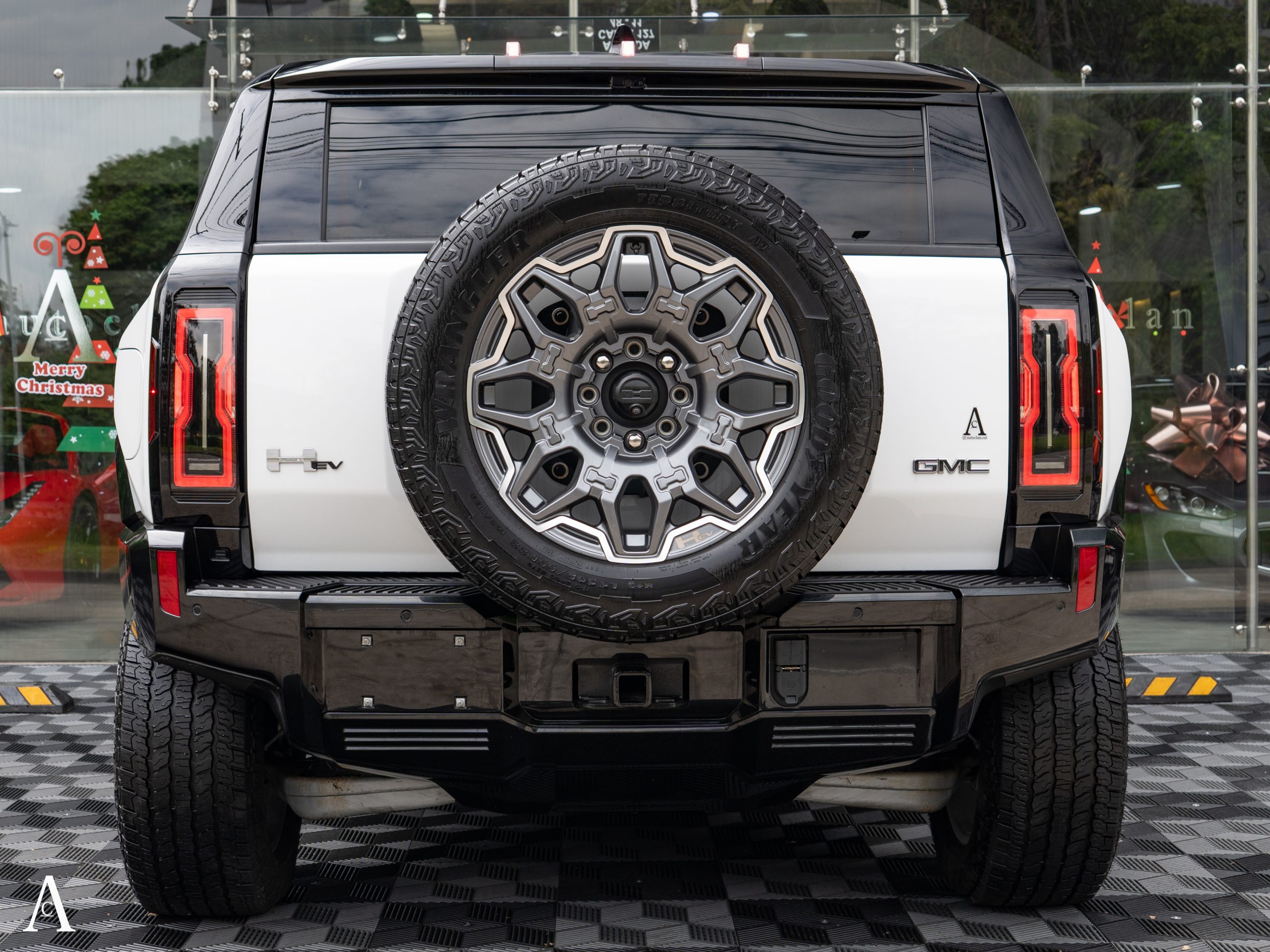 HUMMER EV 3X - Image 7