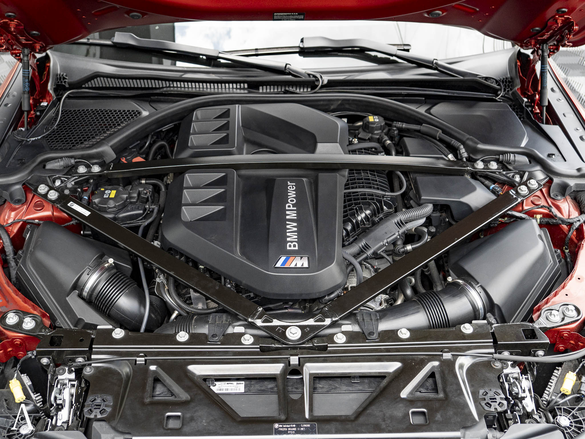 BMW M4 COMPETITION - Image 21