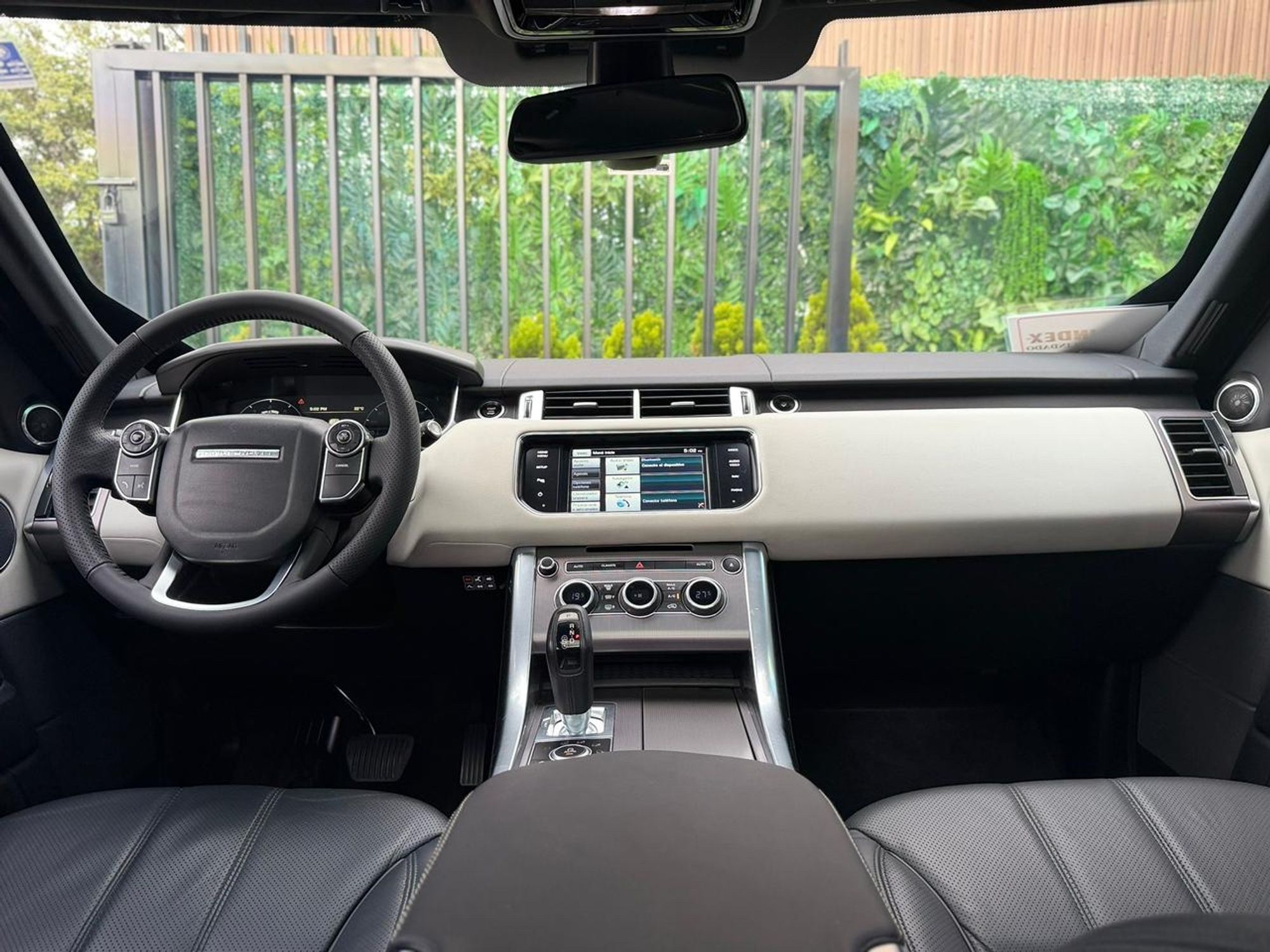Range Rover sport - Image 6