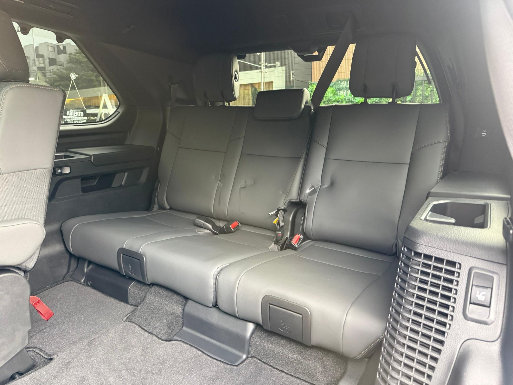 Toyota Sequoia Capatone Hybrid - Image 12