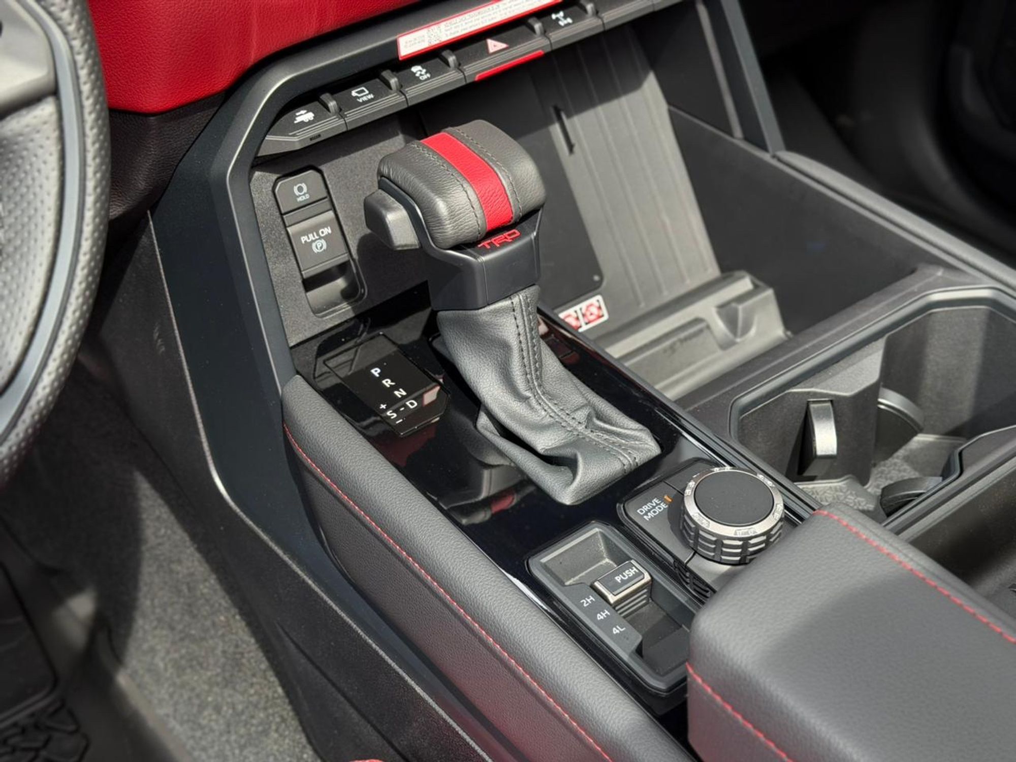 Toyota Sequoia TRD PRO - Image 7
