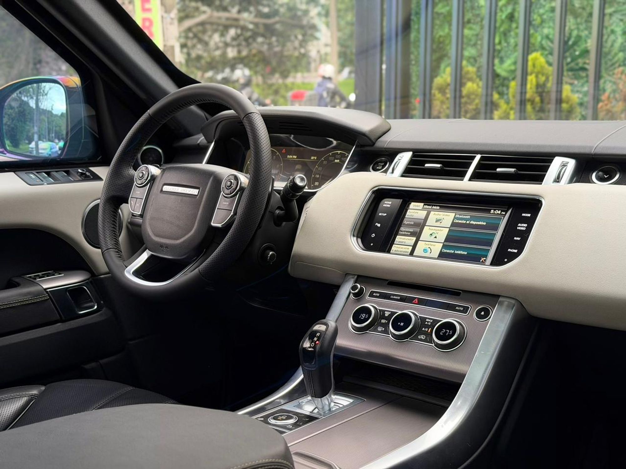 Range Rover sport - Image 7