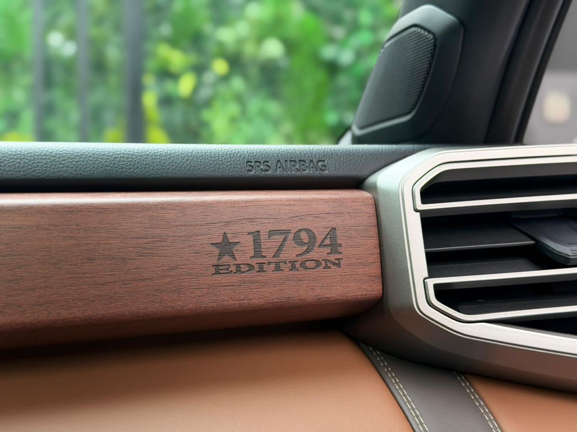 Toyota Sequoia 1794 - Image 11