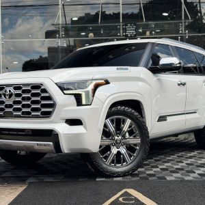Toyota Sequoia Capstone Hybrid