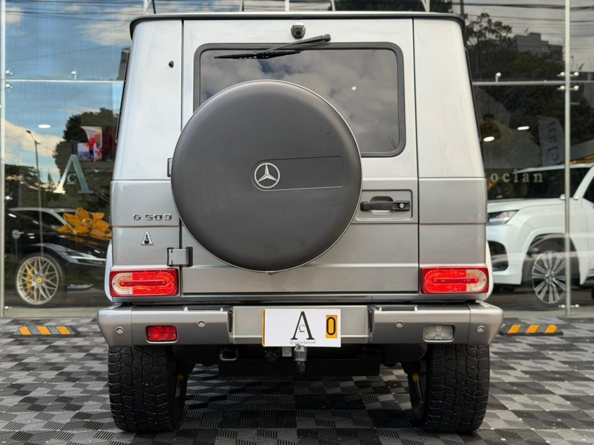 Mercedes Benz G500 - Image 4
