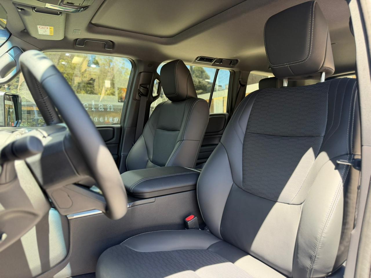 Toyota Land Cruiser Prado 2026 0 km Gris Diesel - Image 15