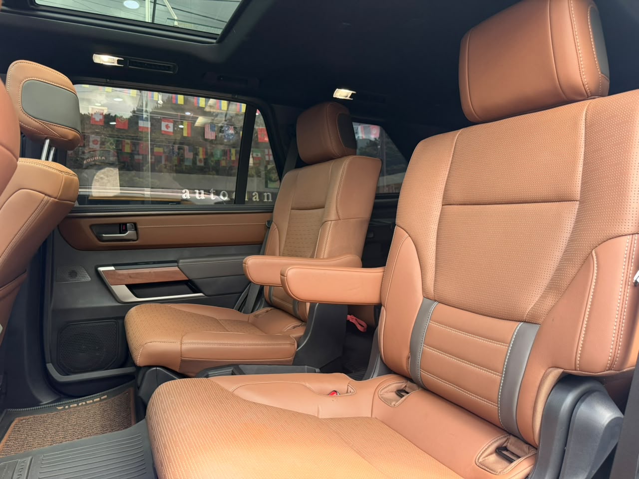 Toyota Sequoia 1794 Edition 2026 - Image 10