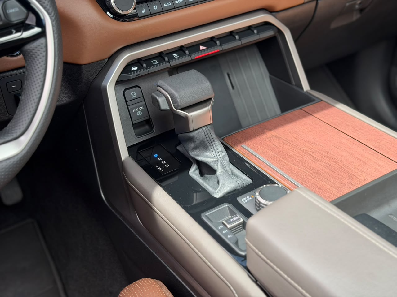 Toyota Sequoia 1794 Edition 2026 - Image 18