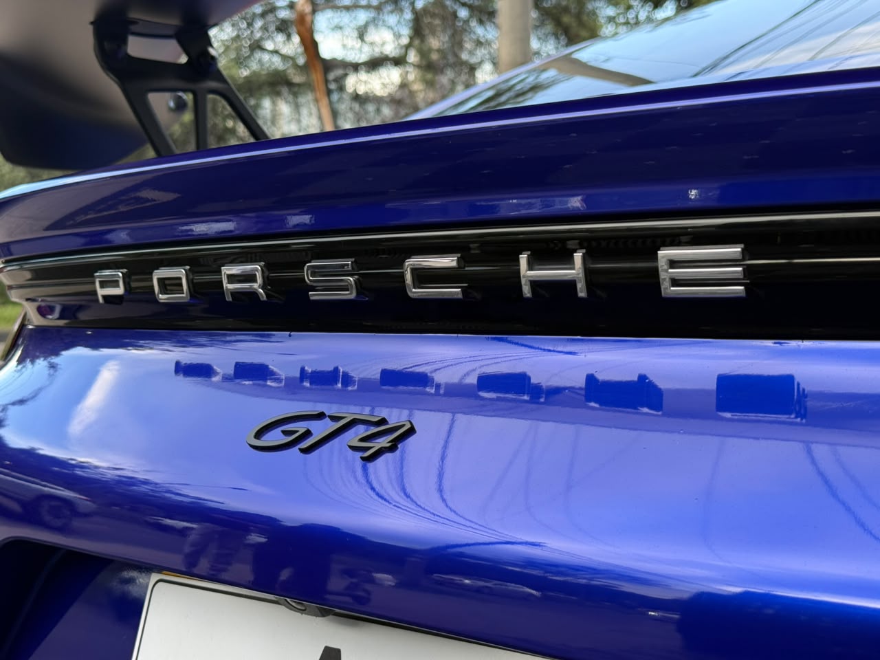 Porsche 718 Cayman GT4 2020 - Image 8