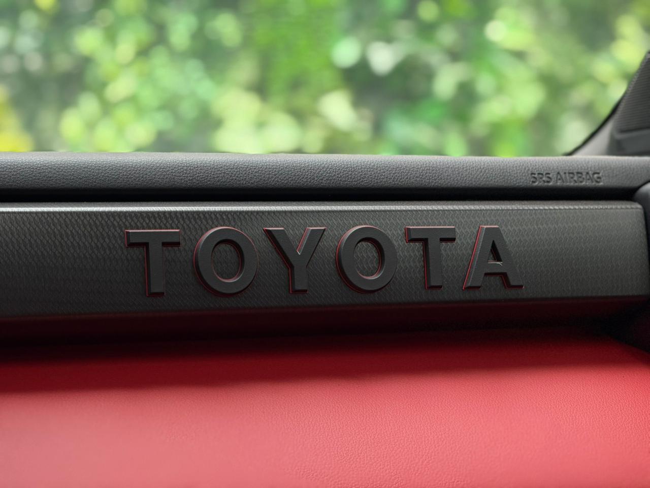 Toyota Sequoia TRD Pro Hybrid 2026 - Image 31