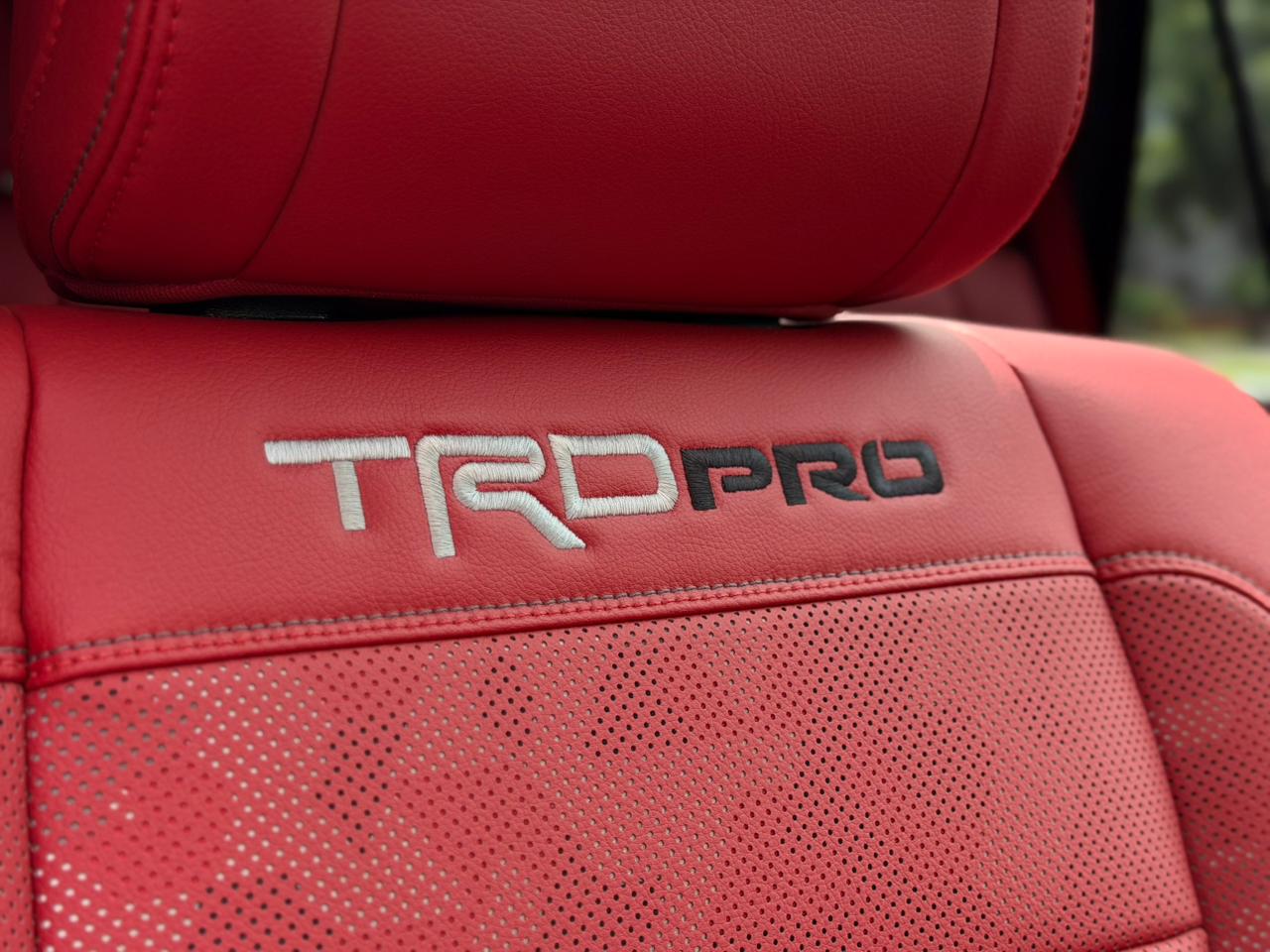 Toyota Sequoia TRD Pro Hybrid 2026 - Image 11
