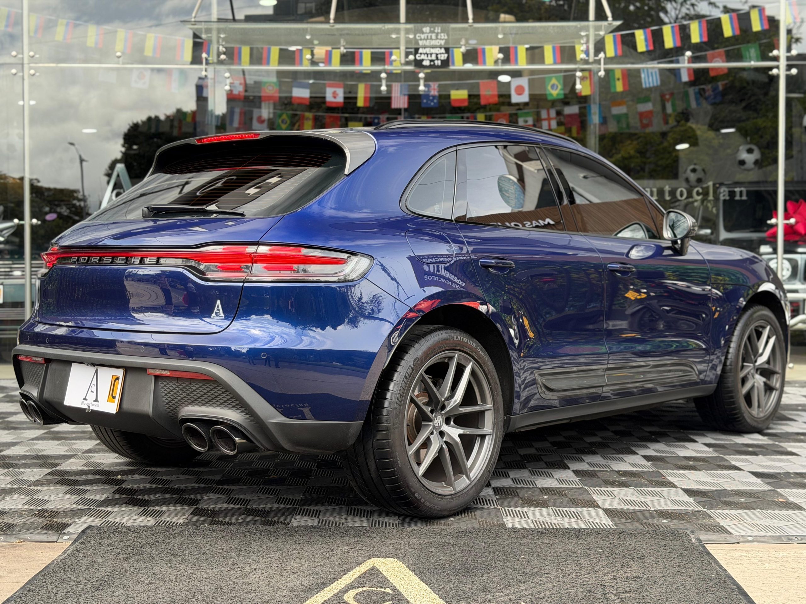 Porsche Macan T 2024 - Image 5