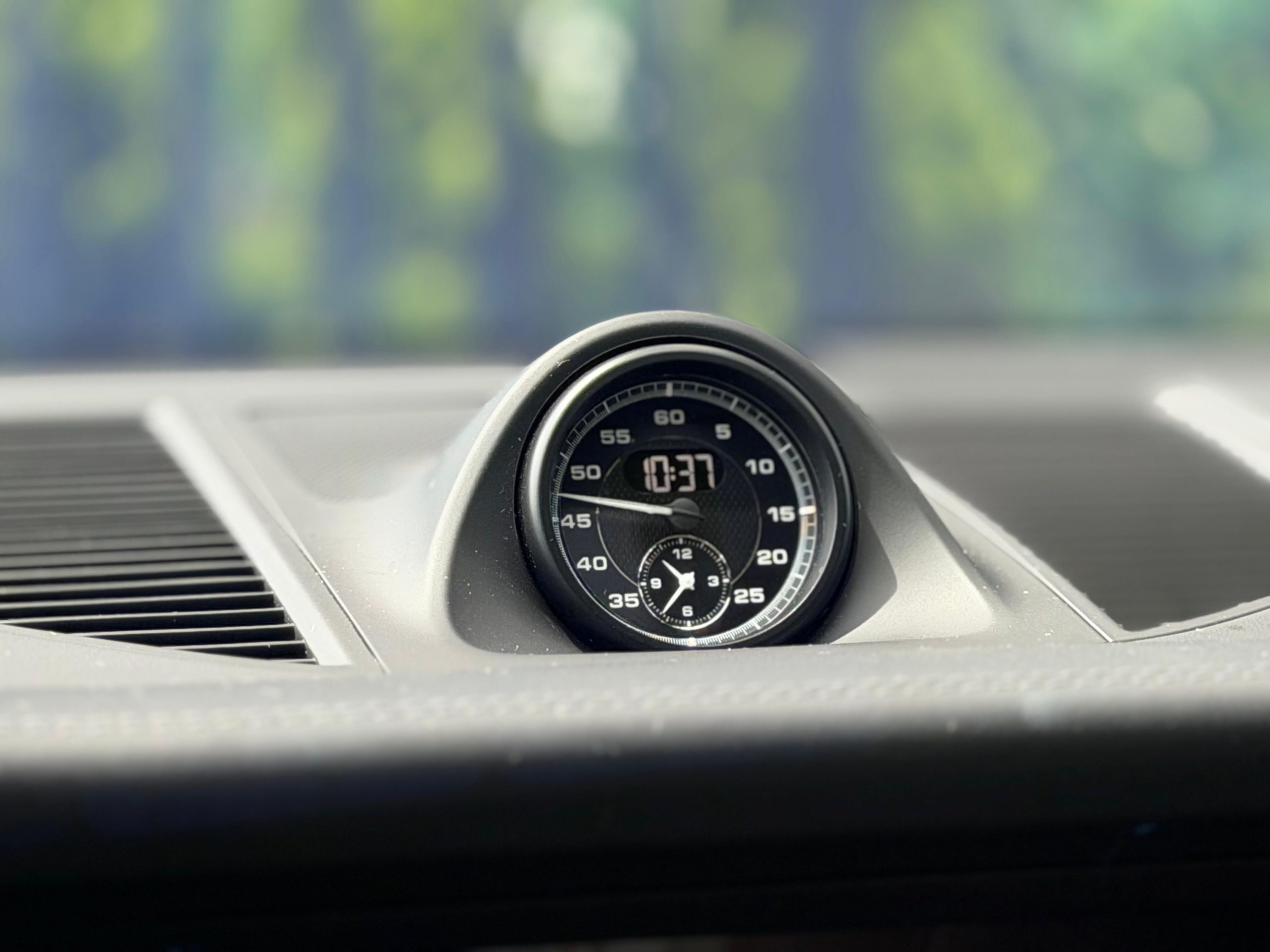 Porsche Macan T 2024 - Image 14