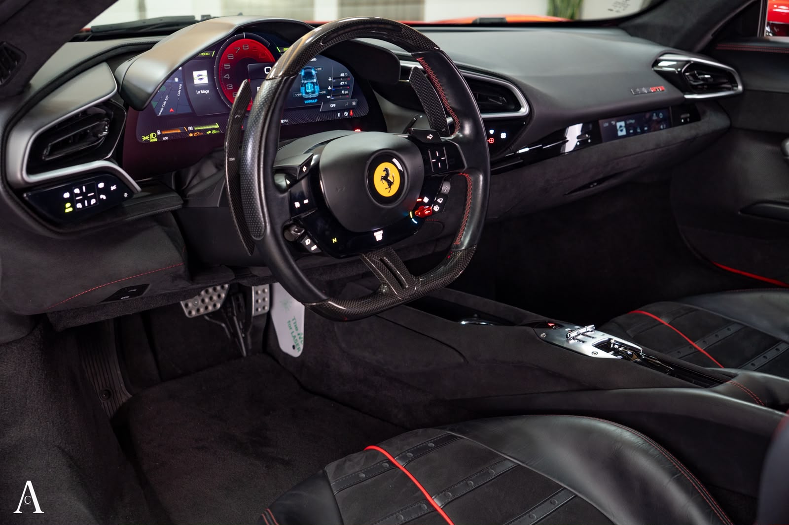 Ferrari 296 GTB Híbrido Enchufable (sin pico y placa) 2022 - Image 20