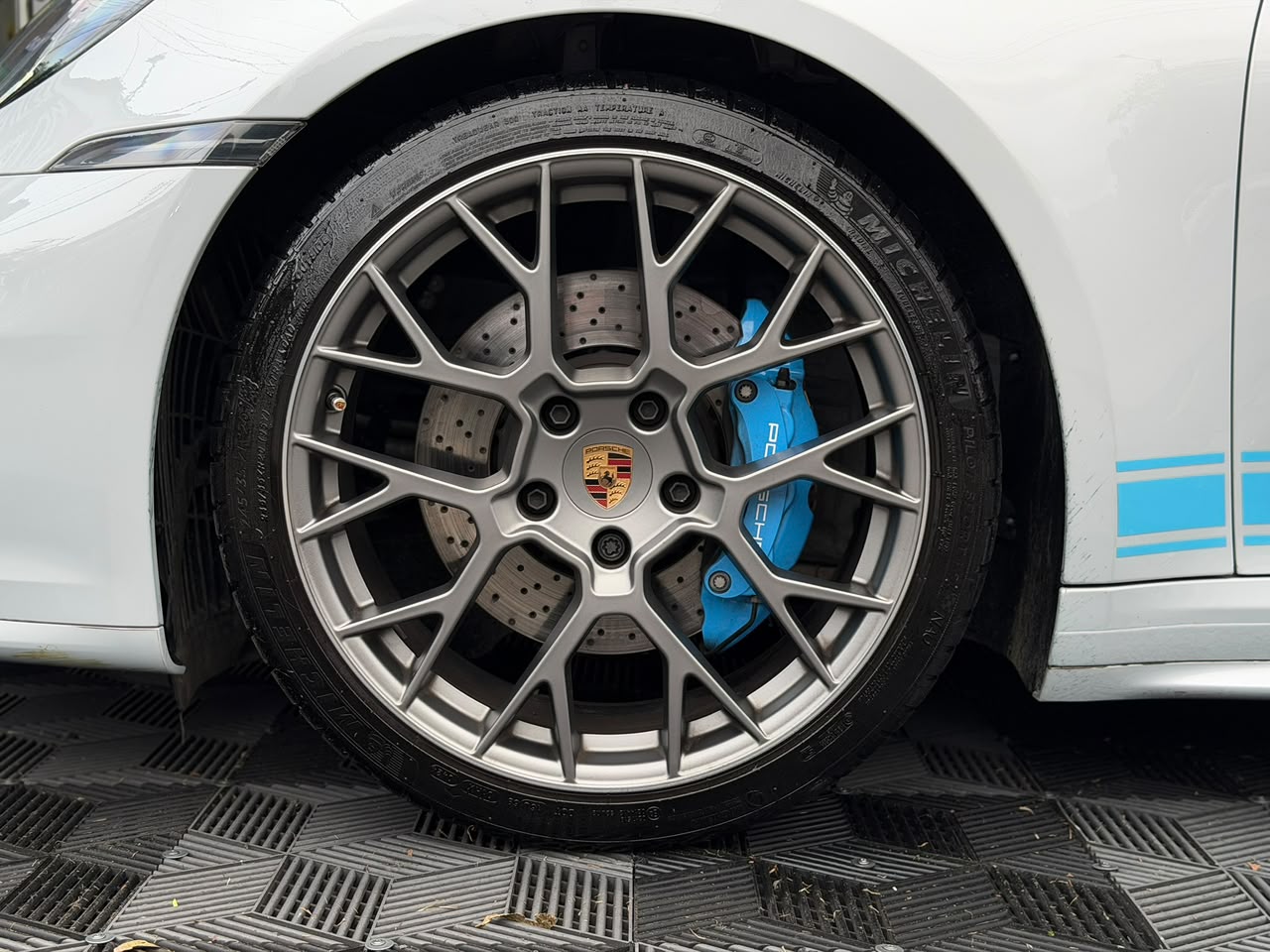 Porsche 911 Carrera (992.2) Facelift 2025 - Image 7