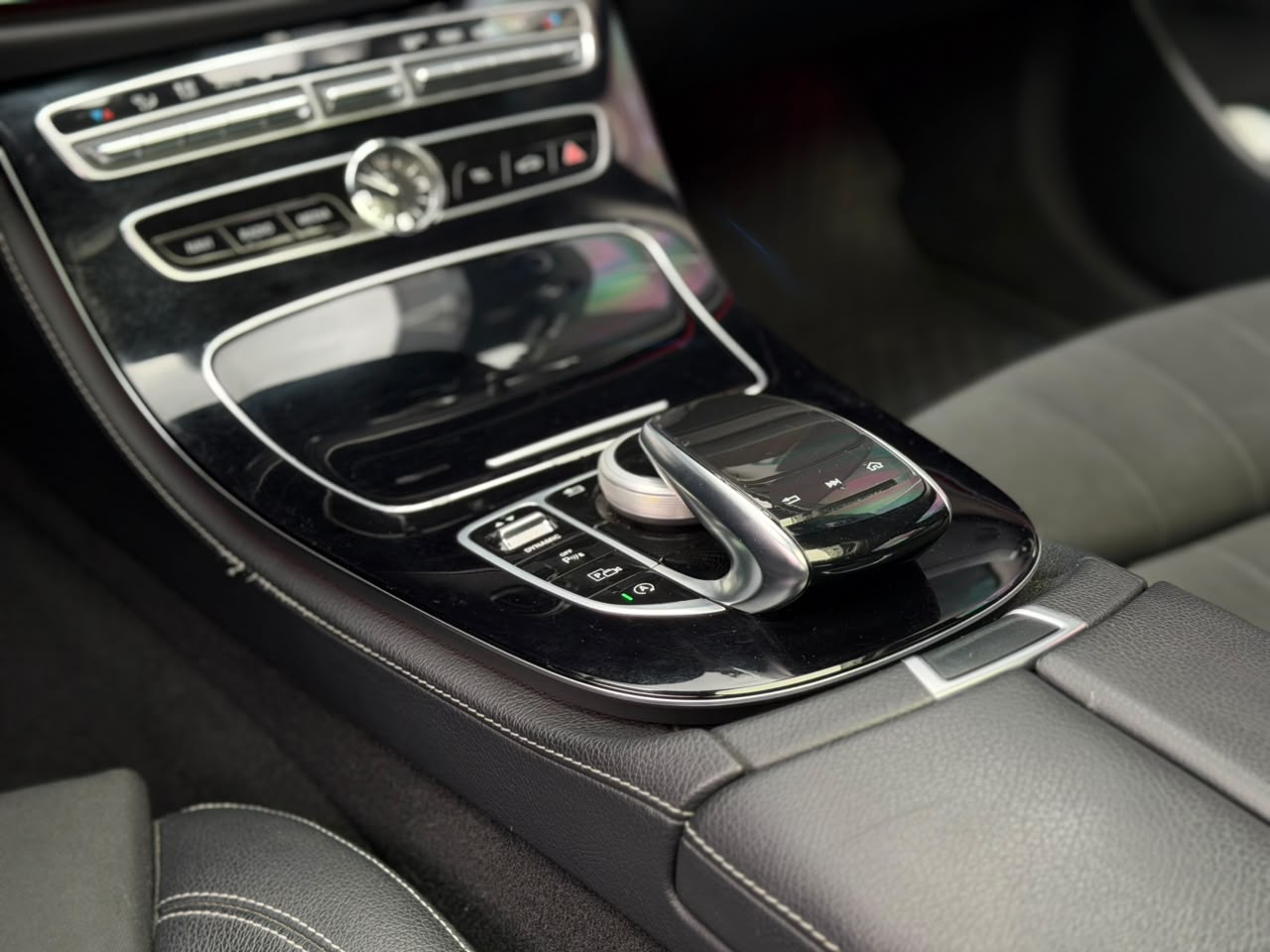 Mercedes-Benz E 200 2017 - Image 9