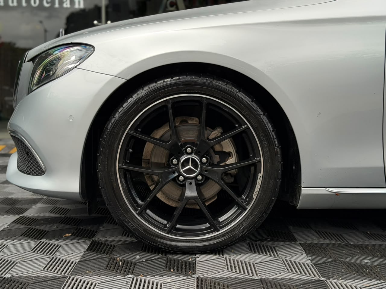Mercedes-Benz E 200 2017 - Image 6