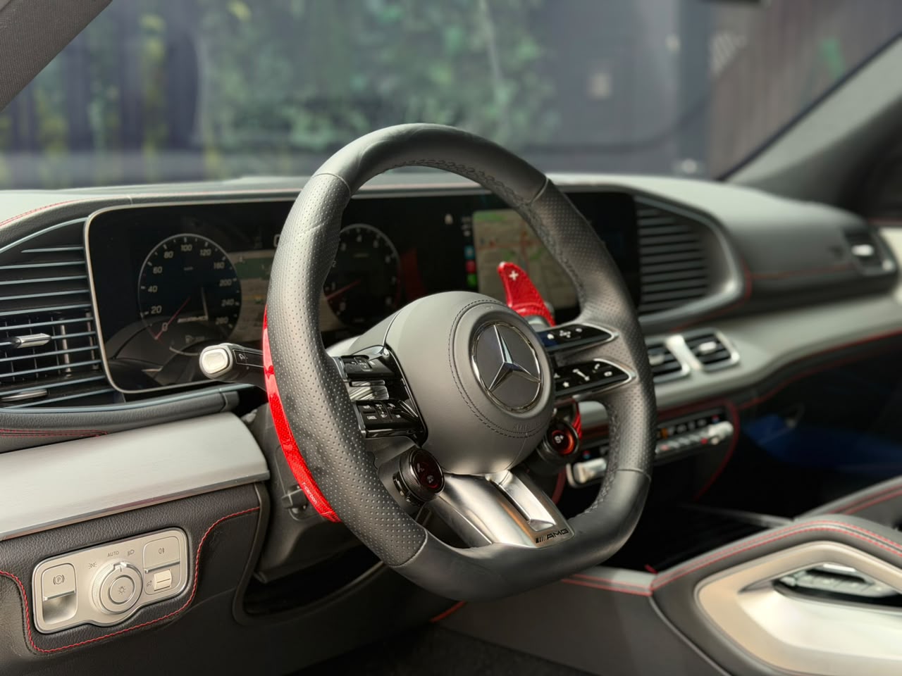 Mercedes-AMG GLE 53 4MATIC+ Coupé 2026 - Image 8
