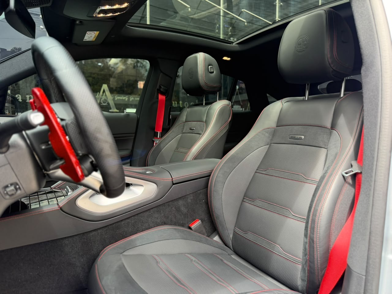 Mercedes-AMG GLE 53 4MATIC+ Coupé 2026 - Image 10