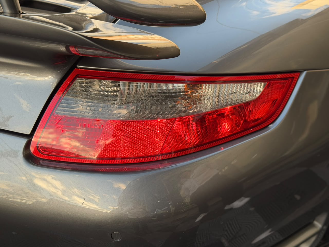 Porsche 911 Turbo Coupé (997.1) - Image 8