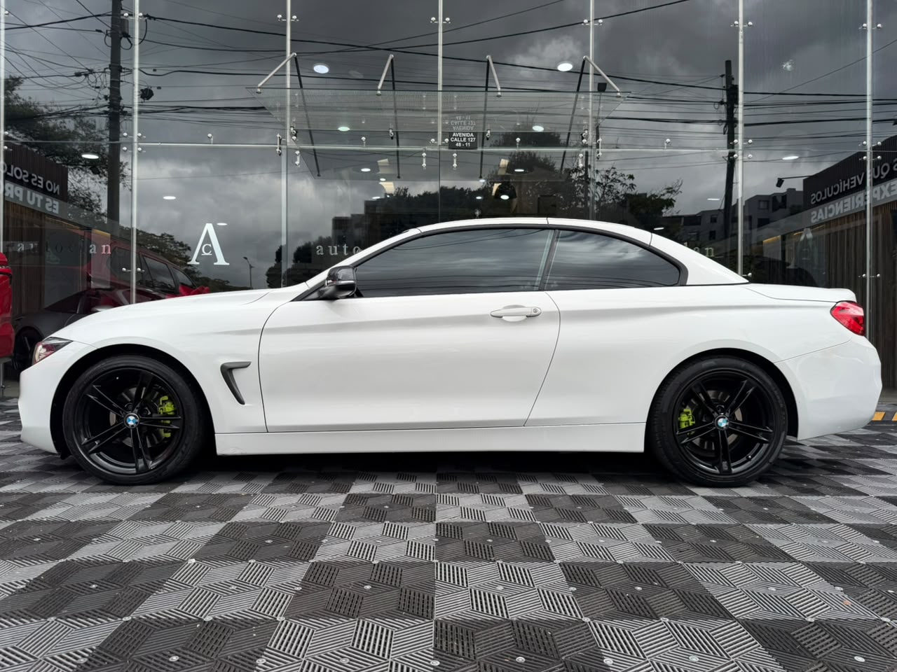 BMW 420i Cabrio (F33) 2018 - Image 5