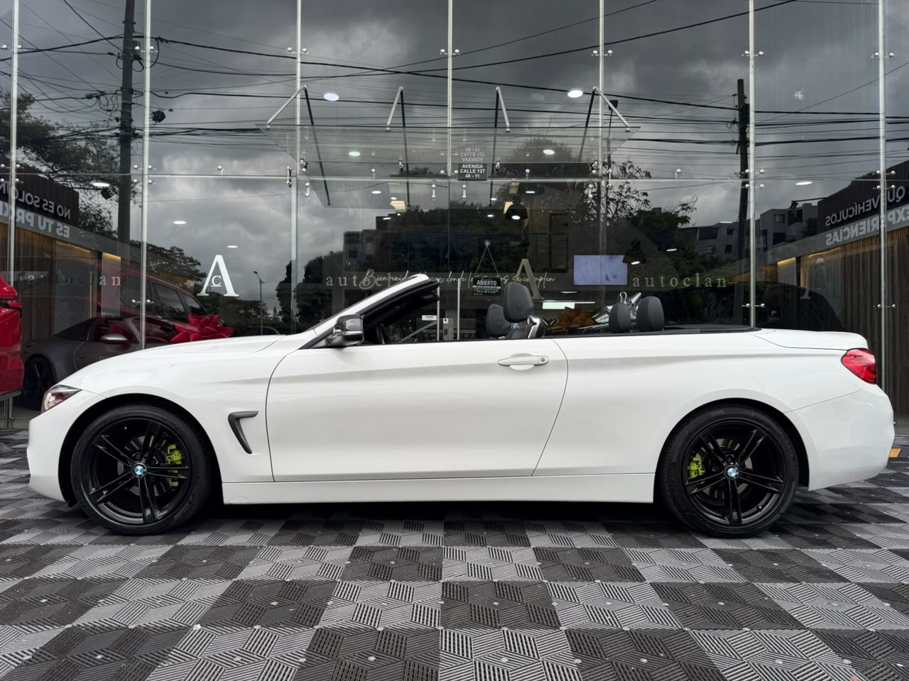 BMW 420i Cabrio (F33) 2018 - Image 4