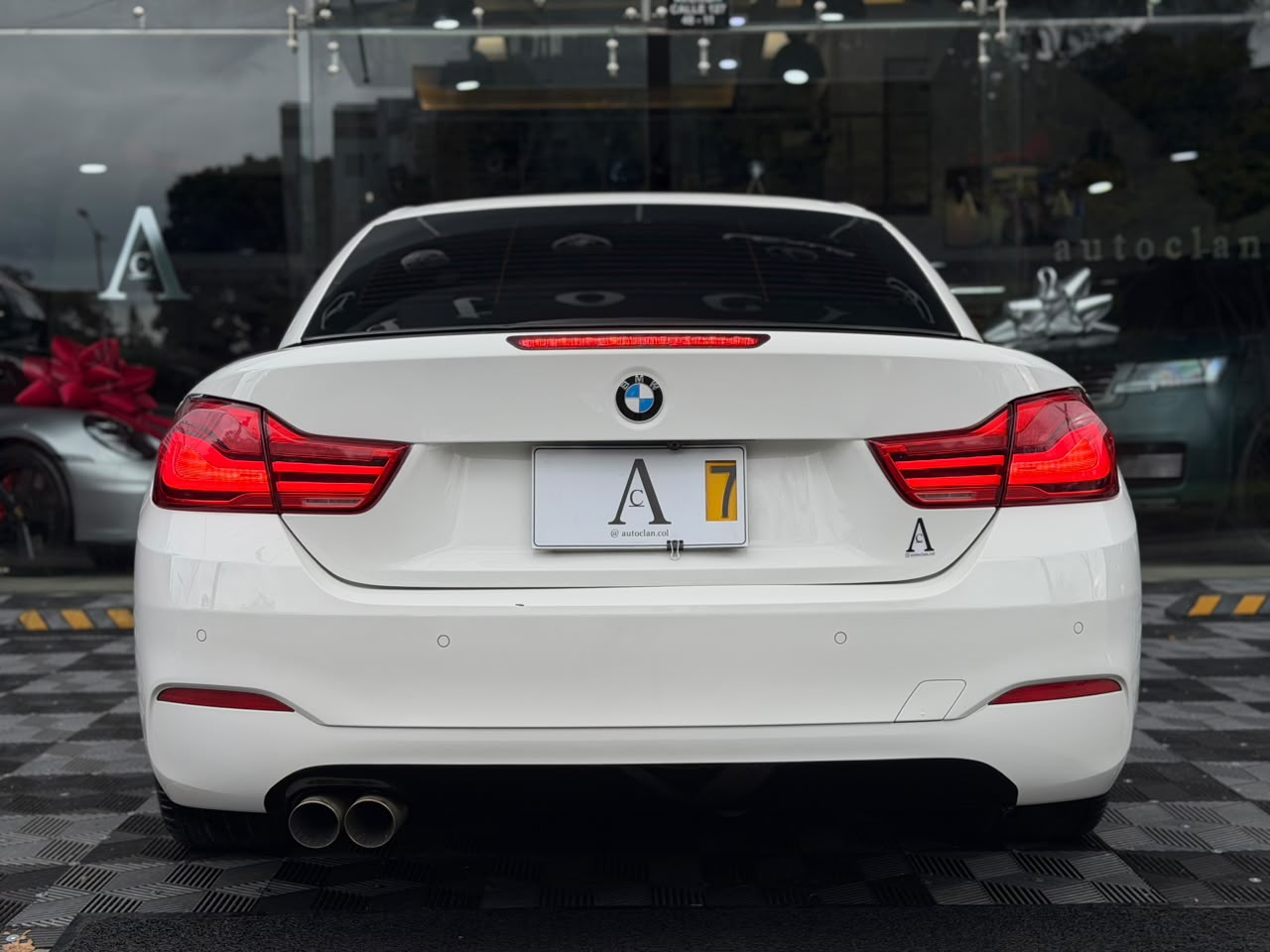 BMW 420i Cabrio (F33) 2018 - Image 9