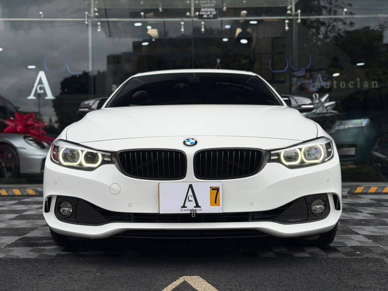 BMW 420i Cabrio (F33) 2018 - Image 3