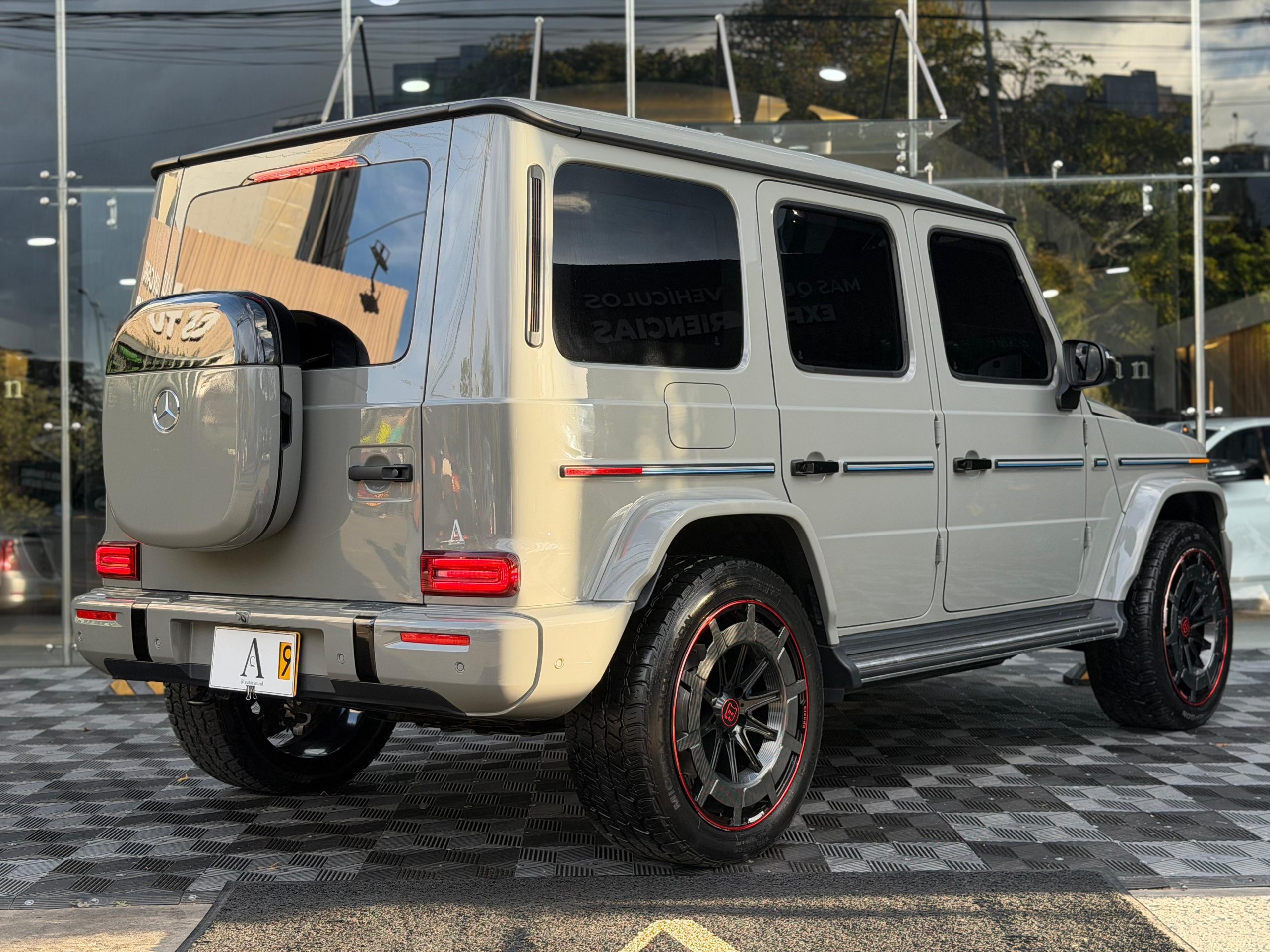 Mercedes-Benz G 580 with EQ Technology 2025 - Image 4