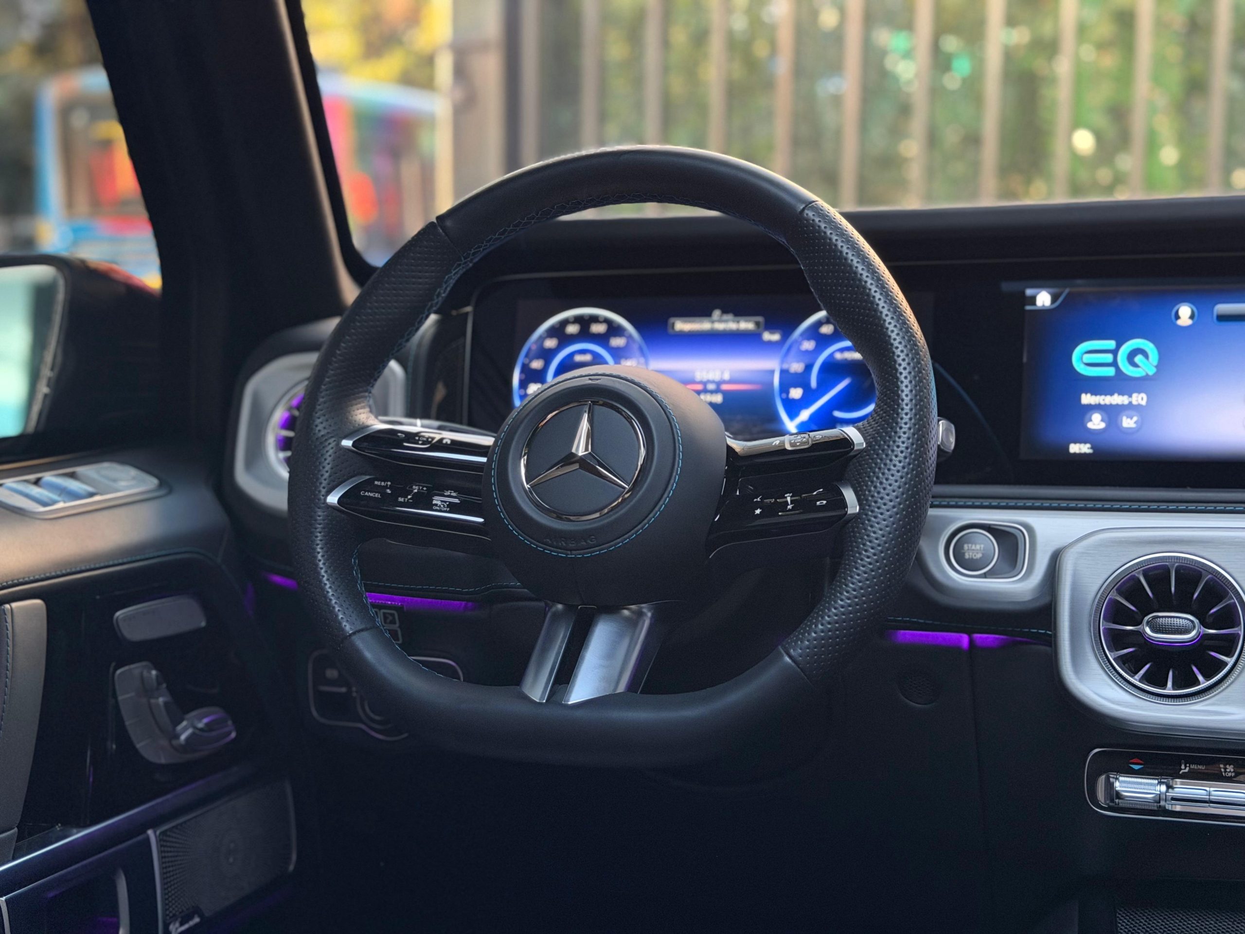 Mercedes-Benz G 580 with EQ Technology 2025 - Image 12