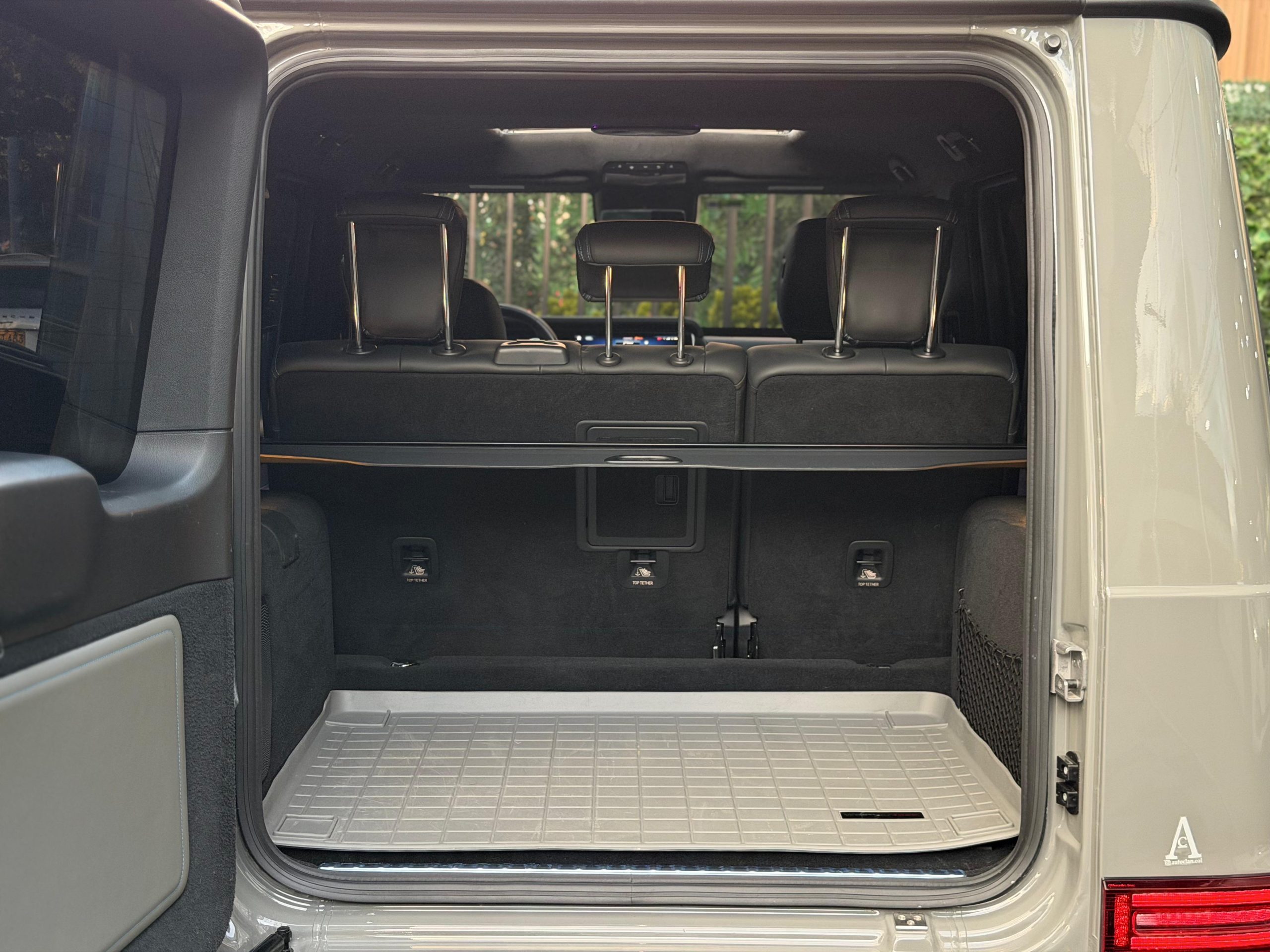 Mercedes-Benz G 580 with EQ Technology 2025 - Image 25